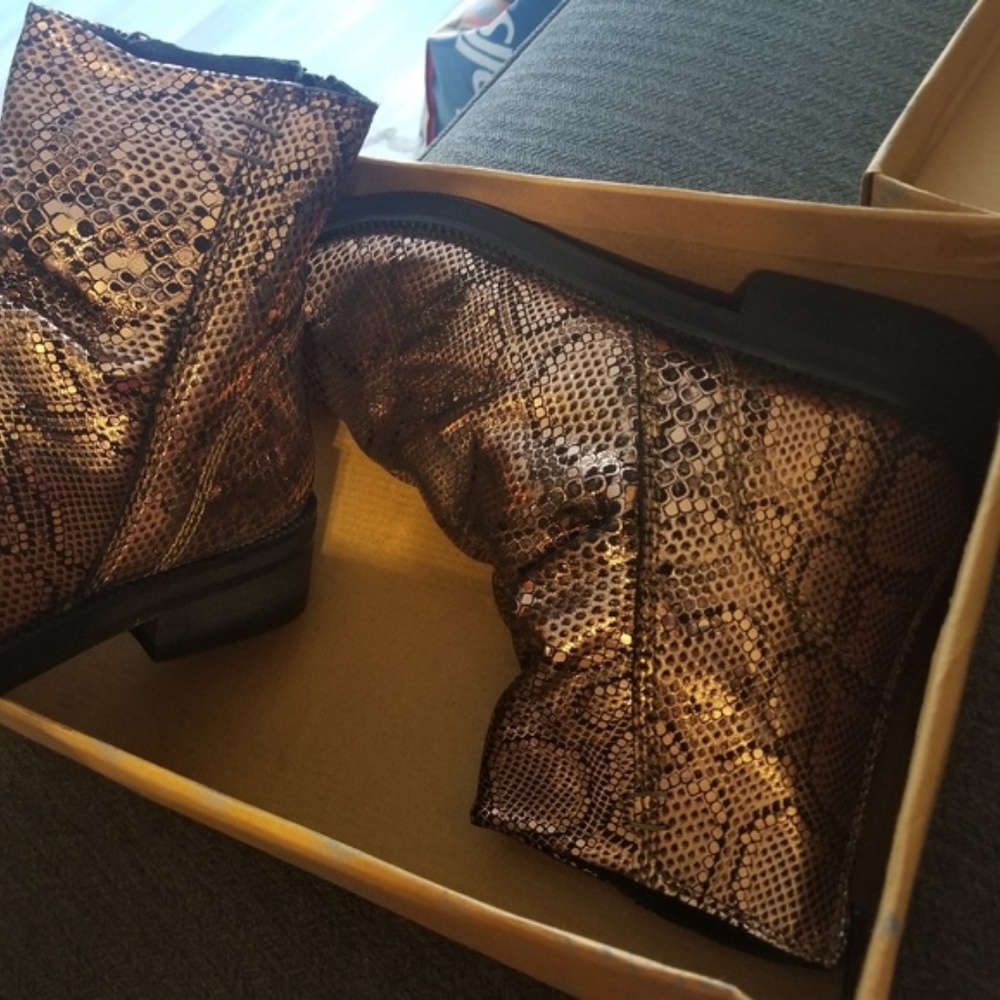 NIB Free People Amarone Ankle Boot - Picture 6 of 6